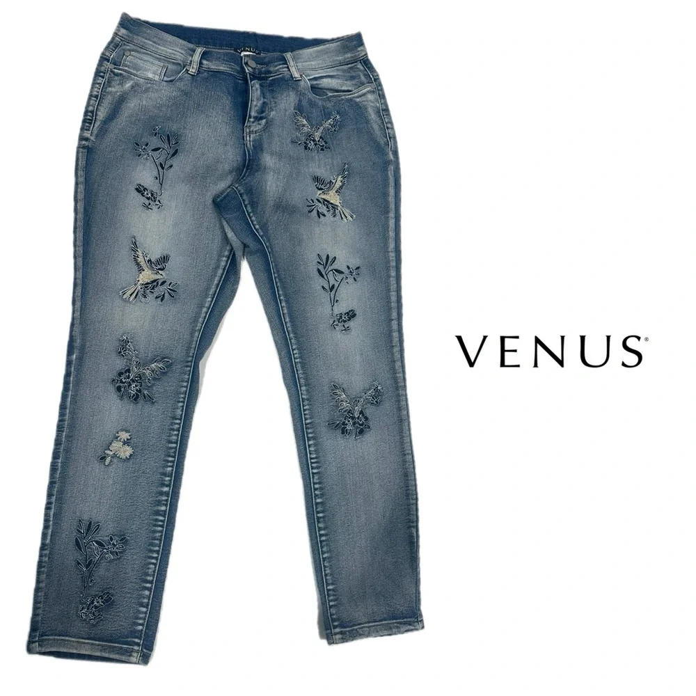 VENUS Light Blue Embroidered Jeans - Picture 3 of 5